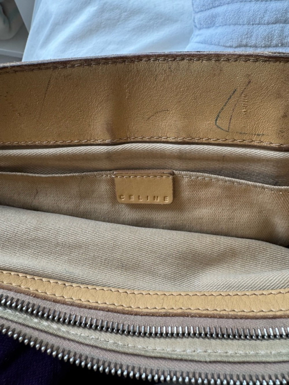 Celine Tan Leather Elegant Top-Handle Shoulder Bag - Picture 6 of 6